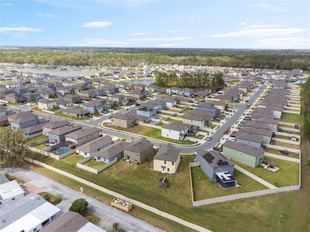 1773 Yellow Trail Lakeland FL 33801 TB8358803 image48