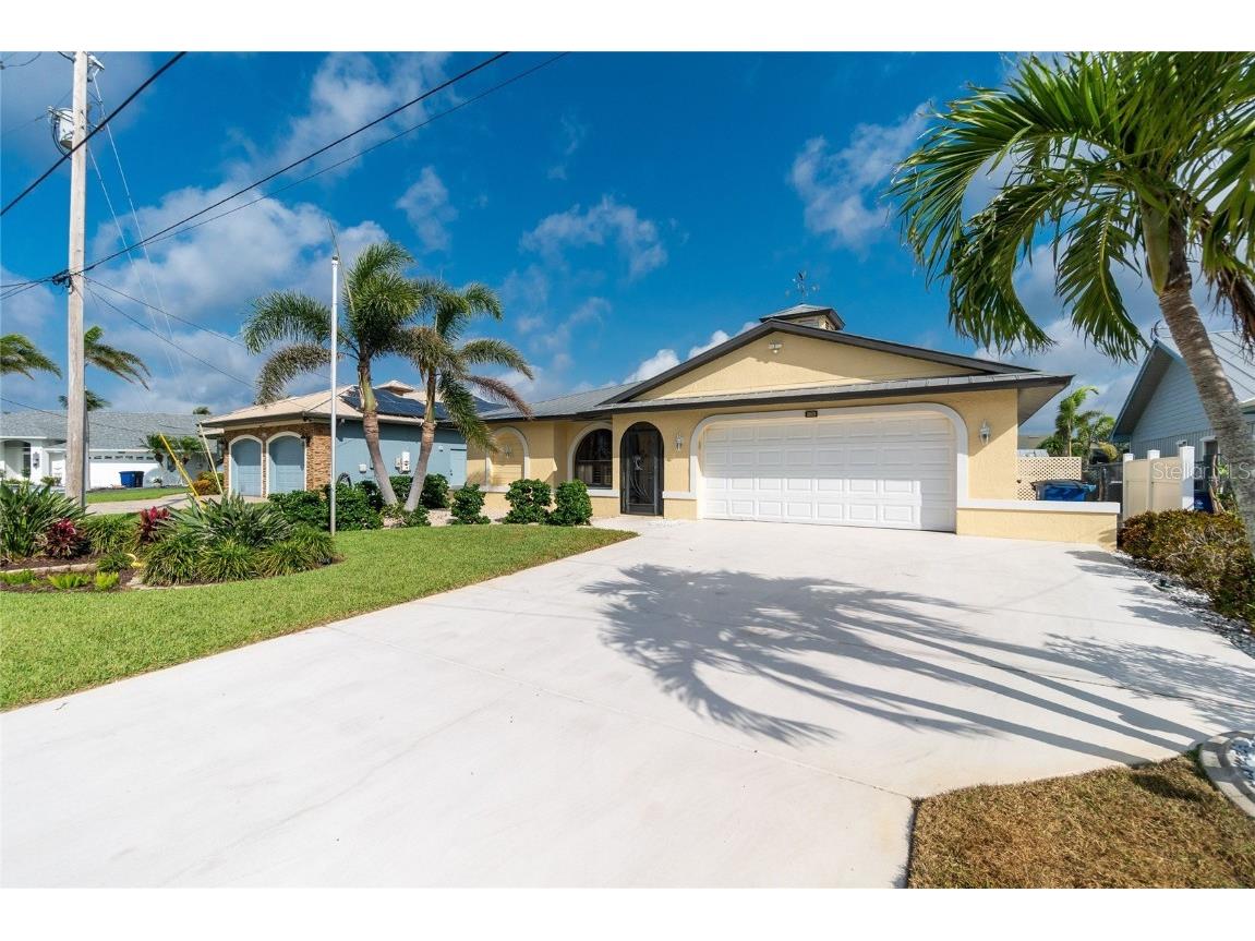 17730 Corallina Drive Matlacha Isles FL 33991 C7472883 image1