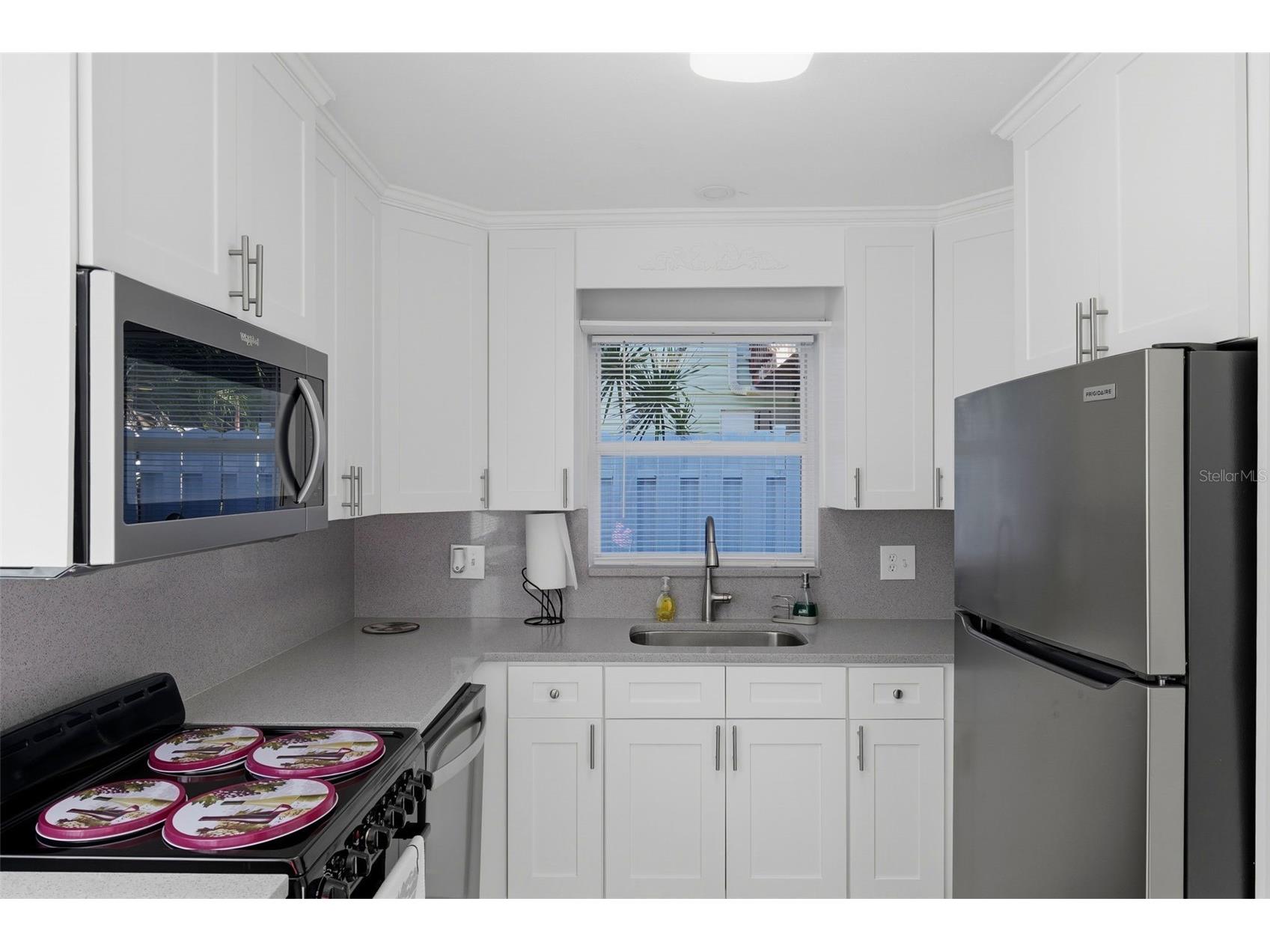 17734 1st Street E Redington Shores FL 33708 TB8499518 image14