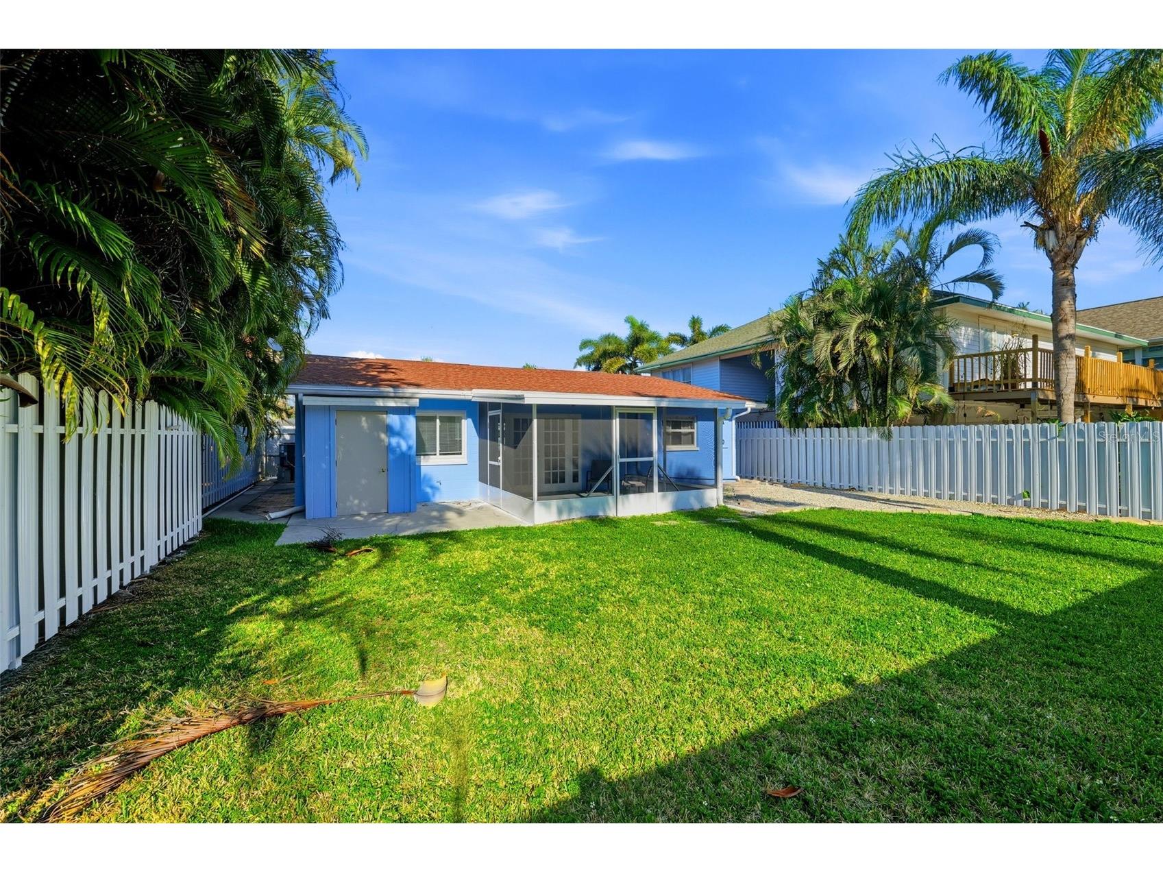 17734 1st Street E Redington Shores FL 33708 TB8499518 image27