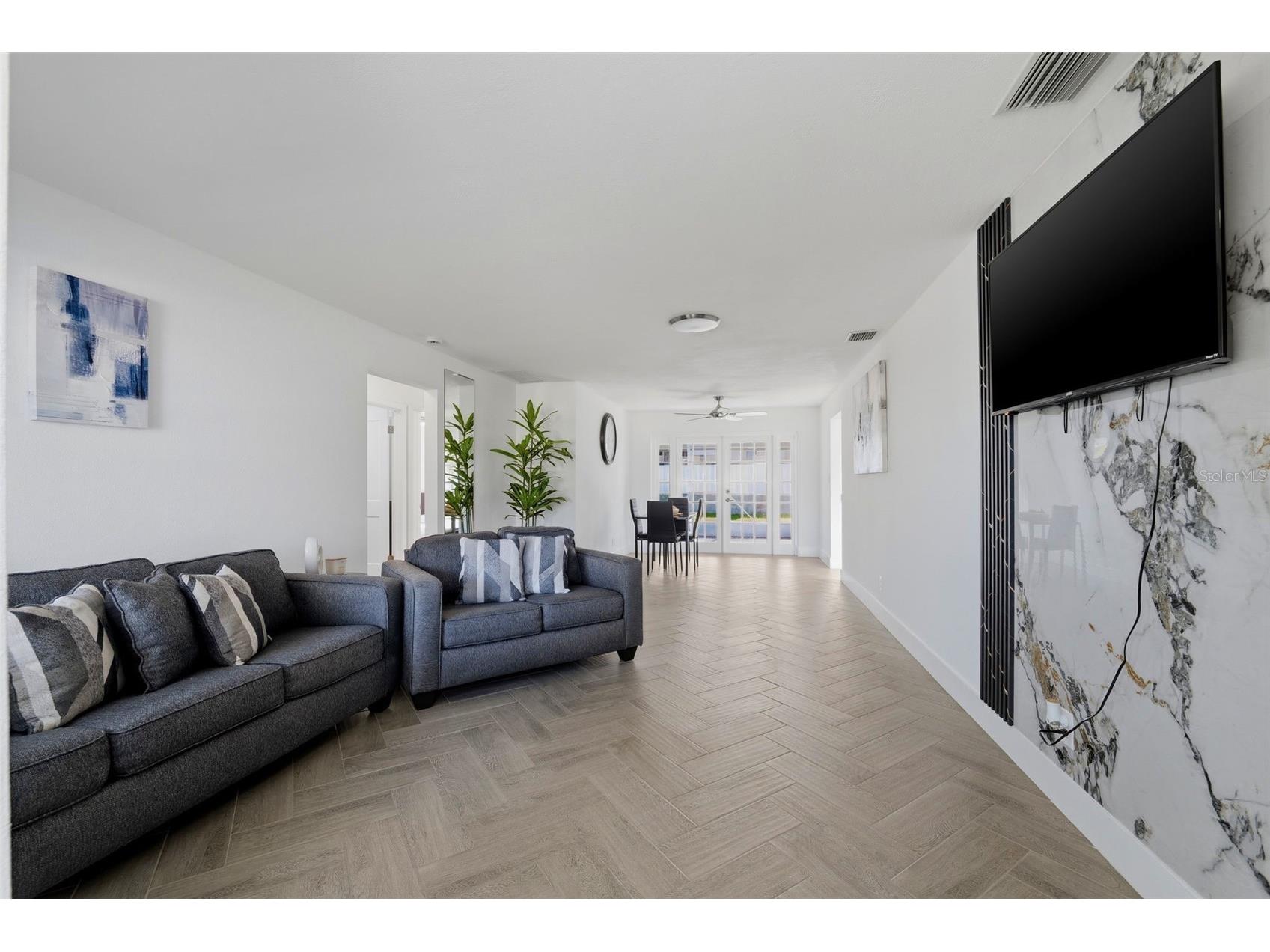 17734 1st Street E Redington Shores FL 33708 TB8499518 image9