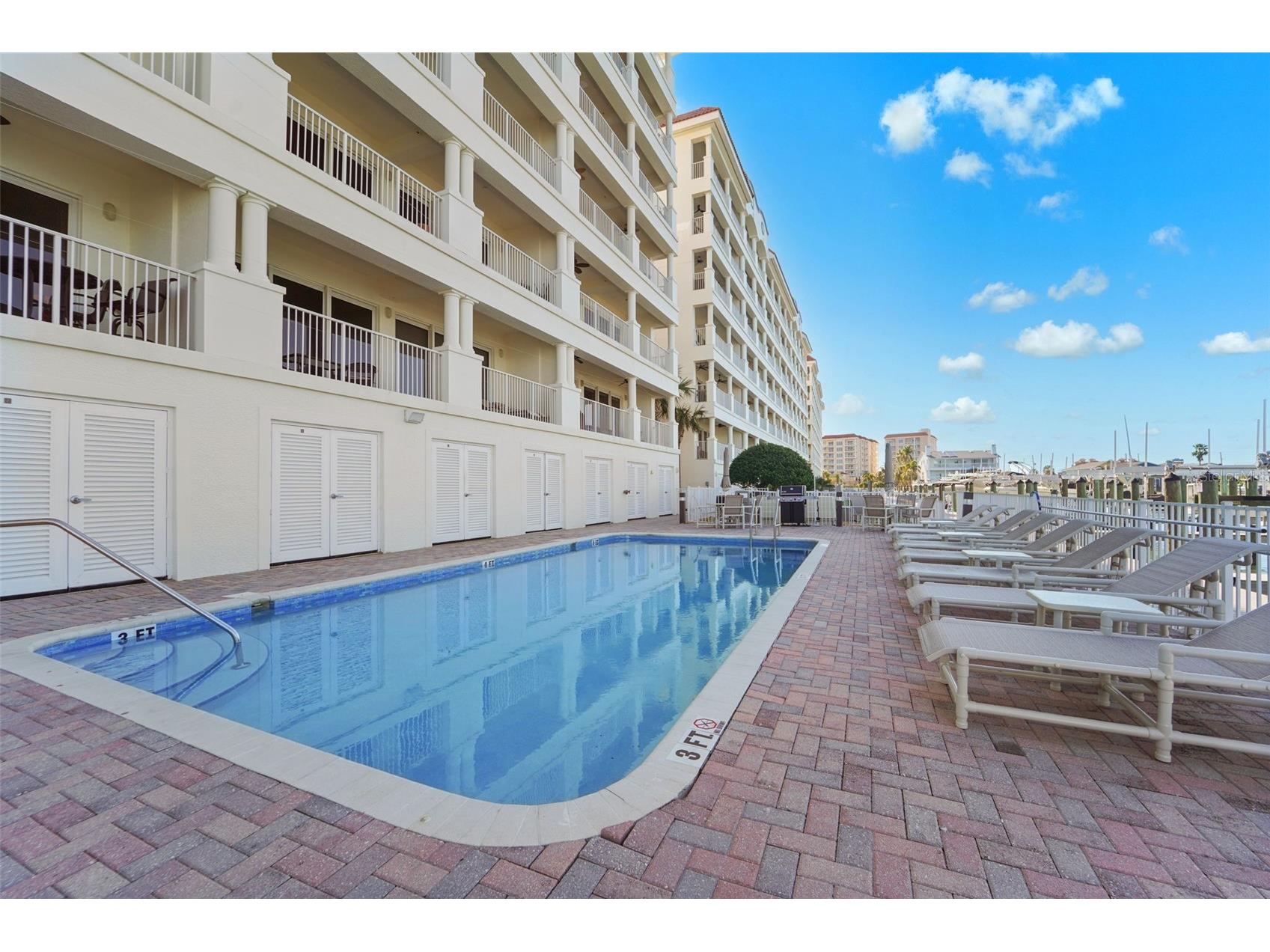 17735 Gulf Boulevard #702 Redington Shores FL 33708 TB8481189 image40