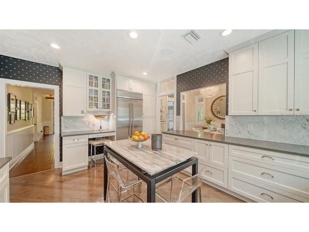 1774 Cherokee Drive Sarasota FL 34239 A4669184 image12