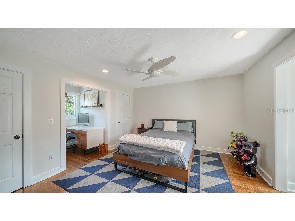 1774 Cherokee Drive Sarasota FL 34239 A4669184 image23