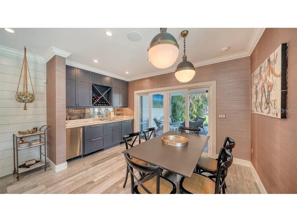 1774 Cherokee Drive Sarasota FL 34239 A4669184 image27