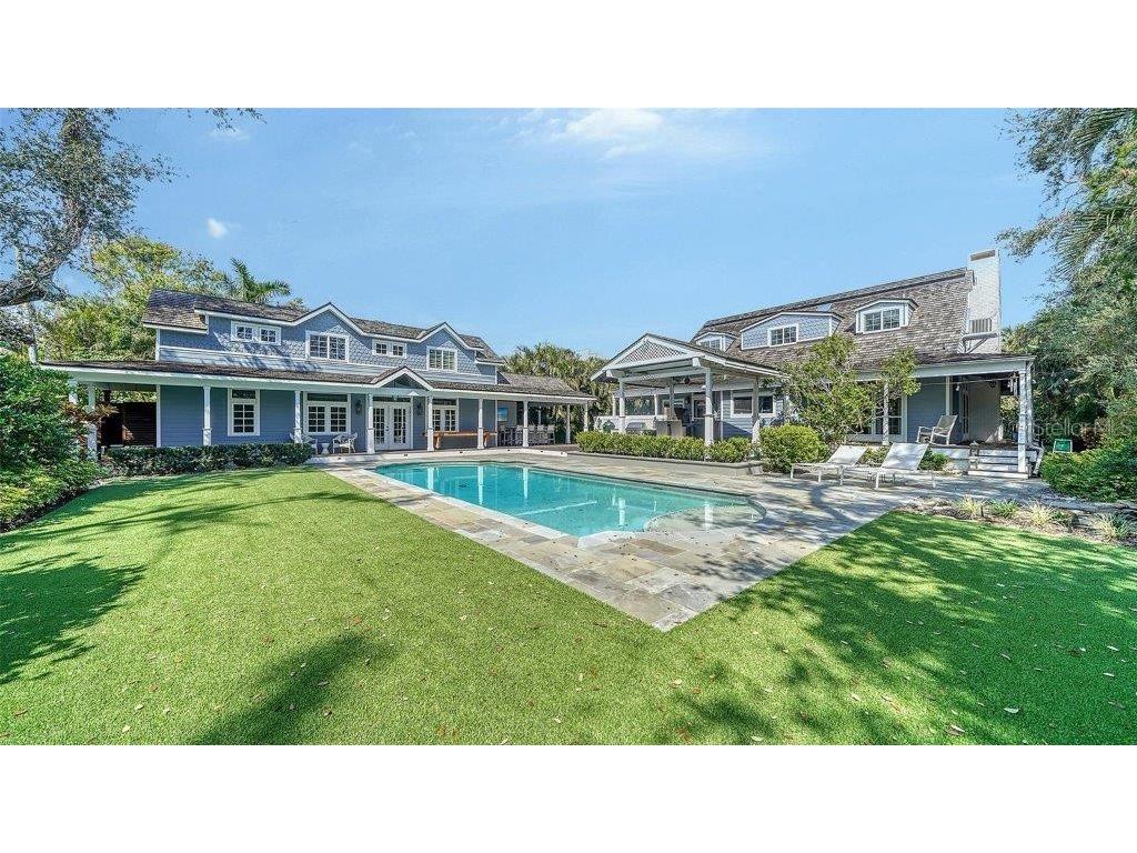 1774 Cherokee Drive Sarasota FL 34239 A4669184 image3