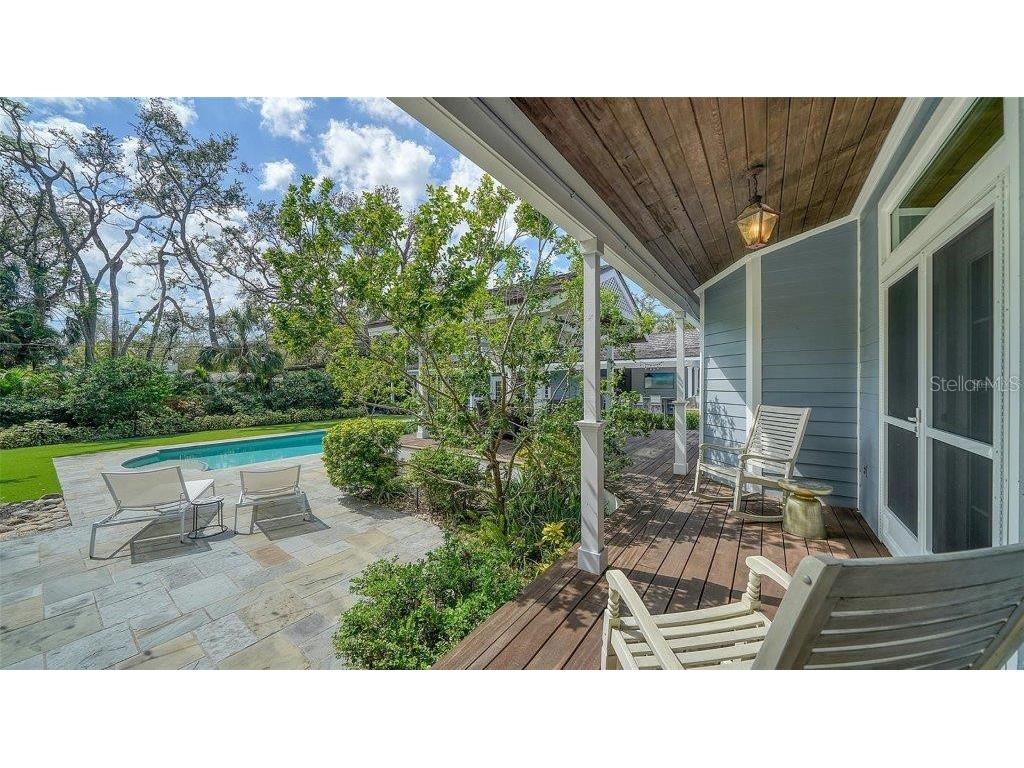 1774 Cherokee Drive Sarasota FL 34239 A4669184 image46