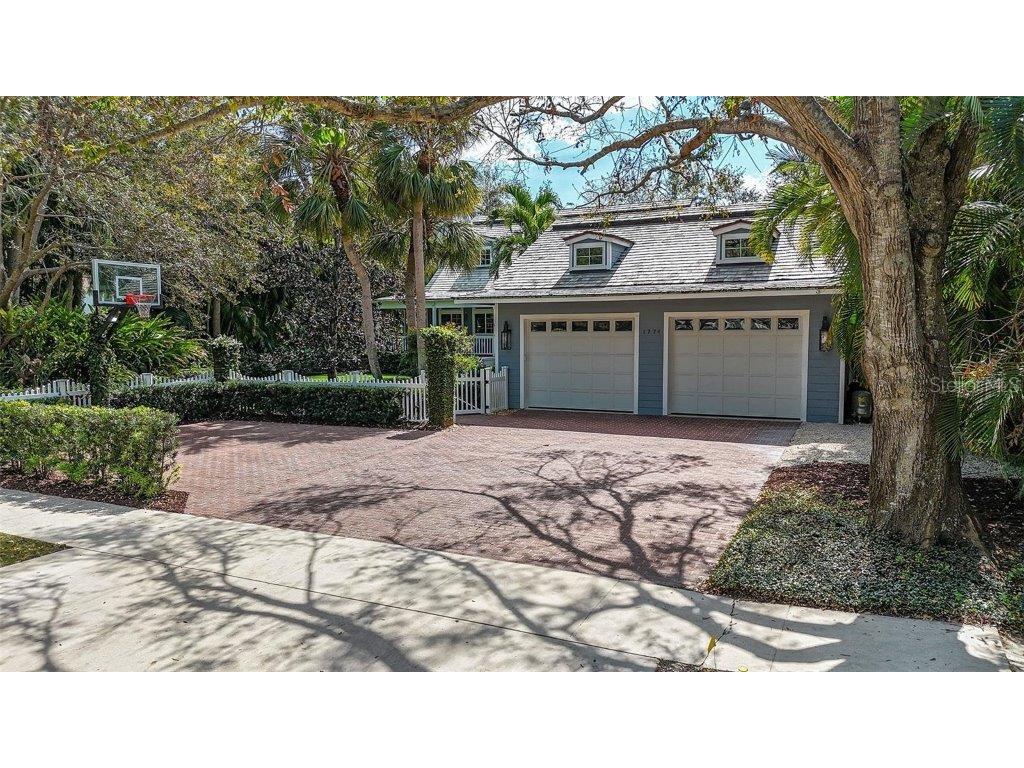 1774 Cherokee Drive Sarasota FL 34239 A4669184 image52