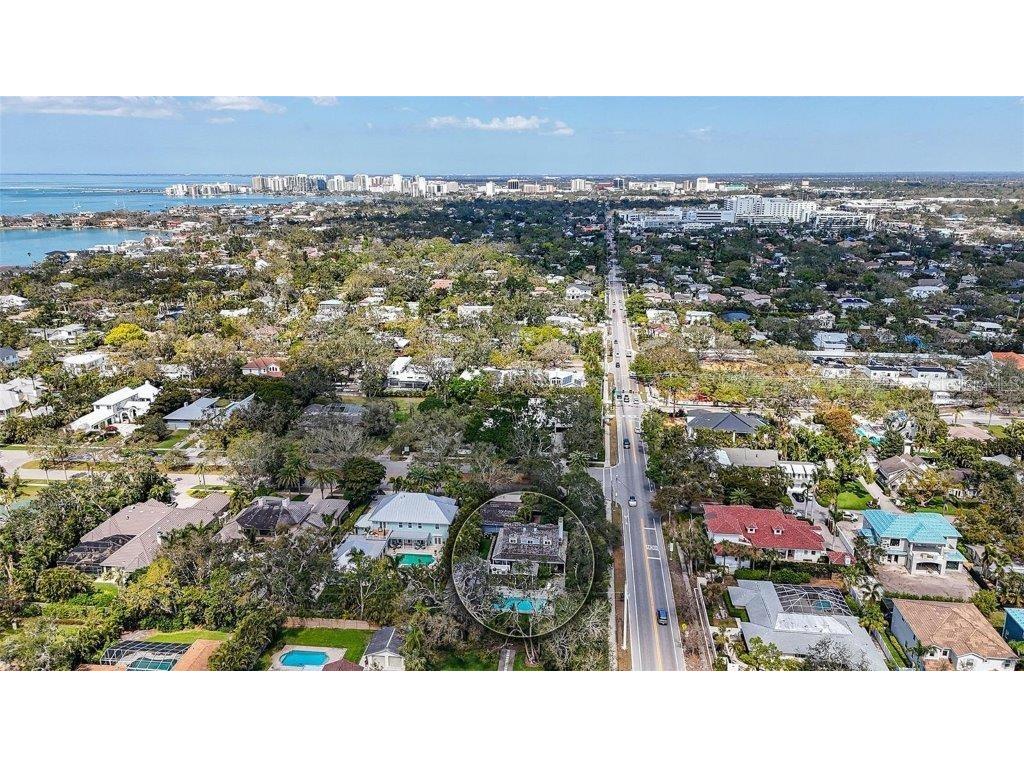 1774 Cherokee Drive Sarasota FL 34239 A4669184 image54