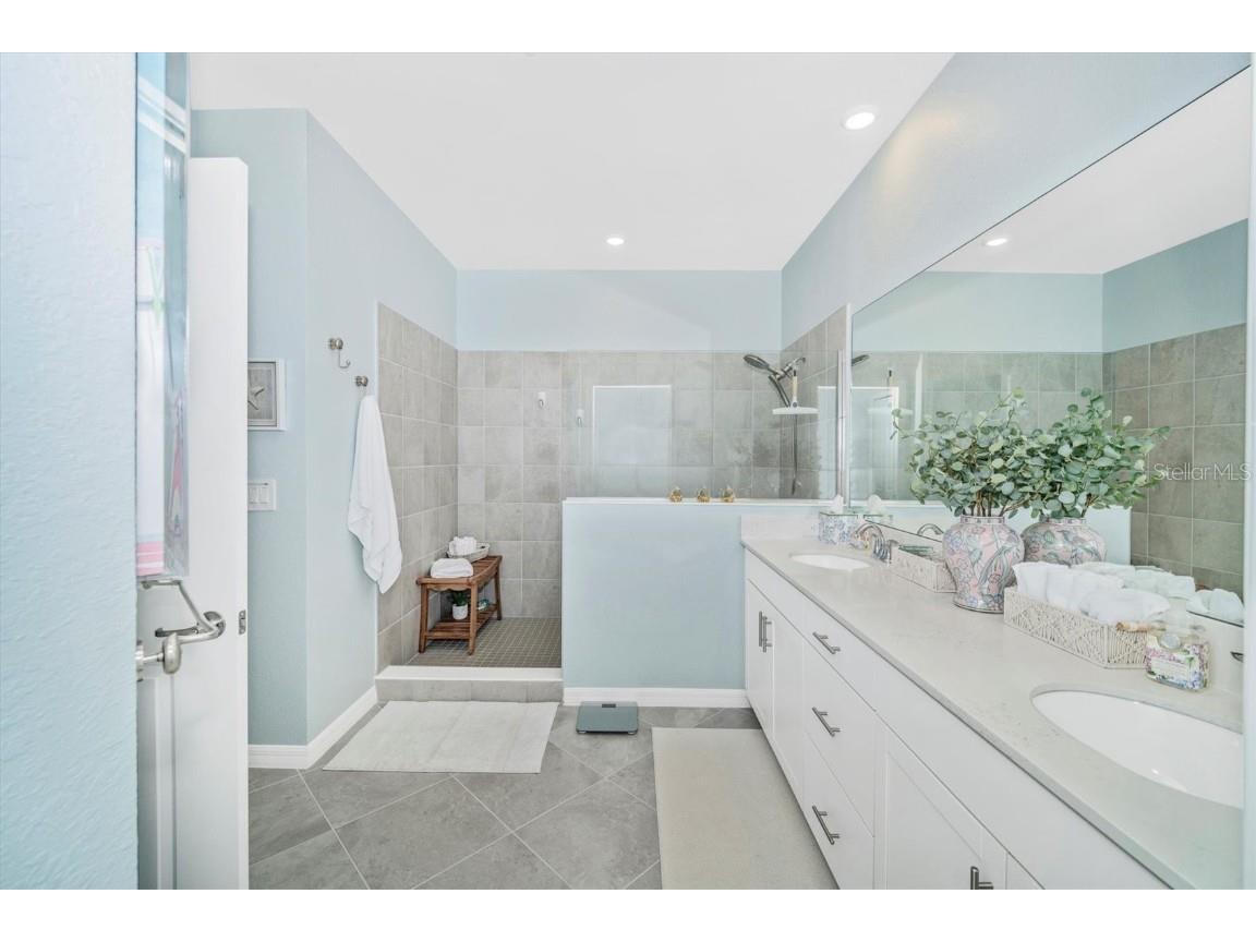 17740 Boracay Court #202 Venice FL 34293 N6141883 image29