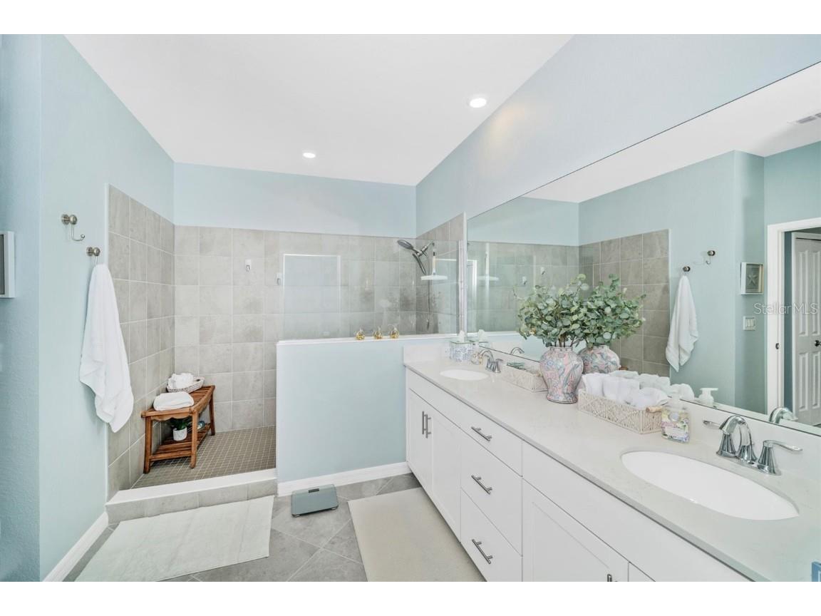 17740 Boracay Court #202 Venice FL 34293 N6141883 image30
