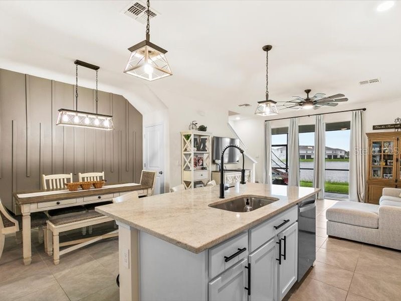 17741 Crescent Moon Loop Bradenton FL 34211 OM705079 image4