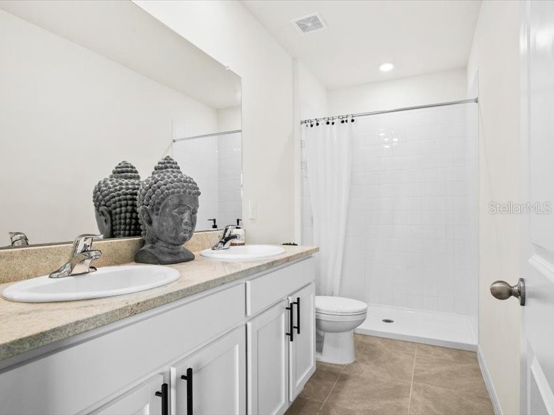 17741 Crescent Moon Loop Bradenton FL 34211 OM705079 image8
