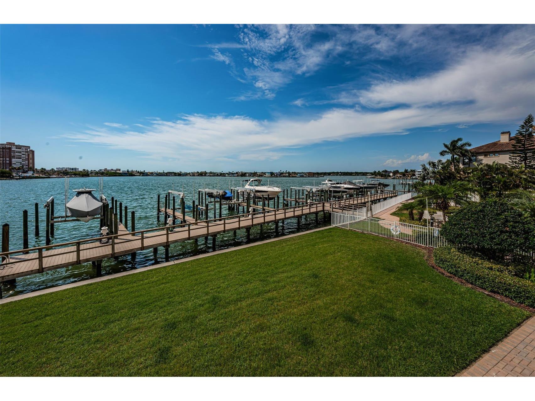 17745 Gulf Boulevard #202 Redington Shores FL 33708 - INTRACOASTAL TB8415414 image17