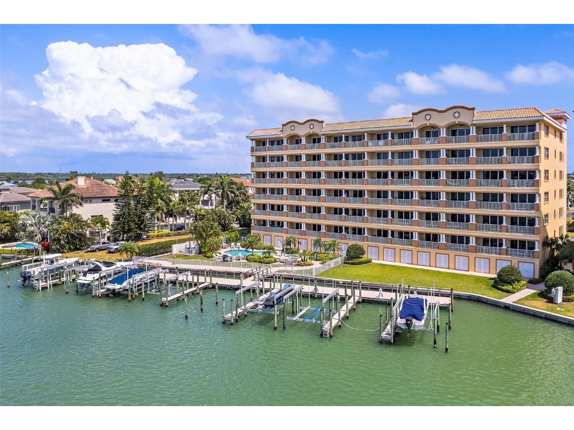 17745 Gulf Boulevard #303 Redington Shores FL 33708 - INTRACOASTAL WATERWAY U8222611 image1