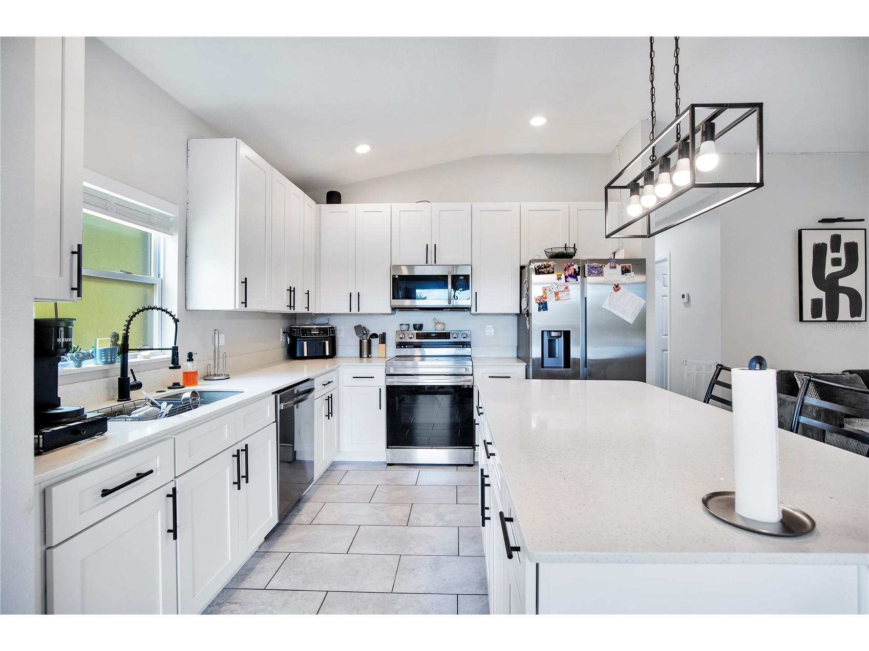 1775 19th Street Orange City FL 32763 V4948850 image7