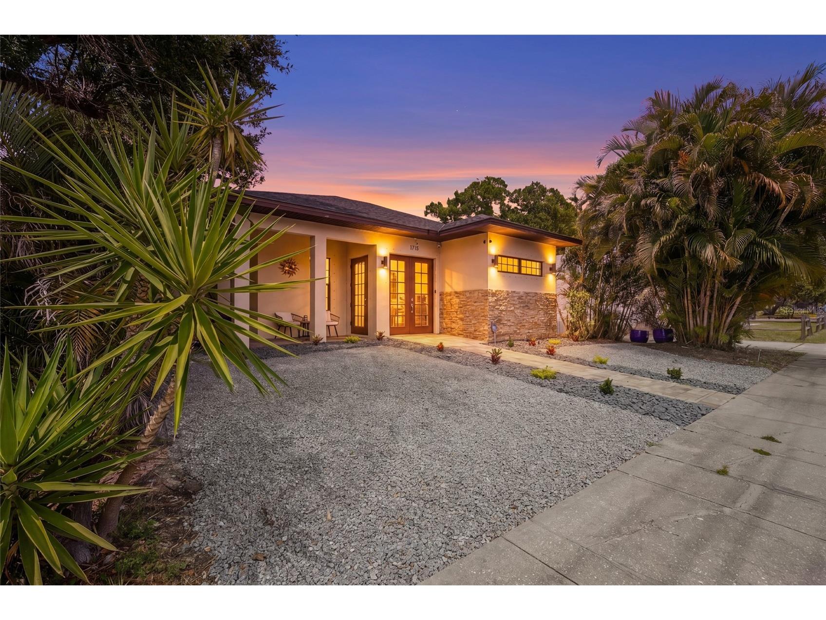 1775 7th Street Sarasota FL 34236 A4692920 image1