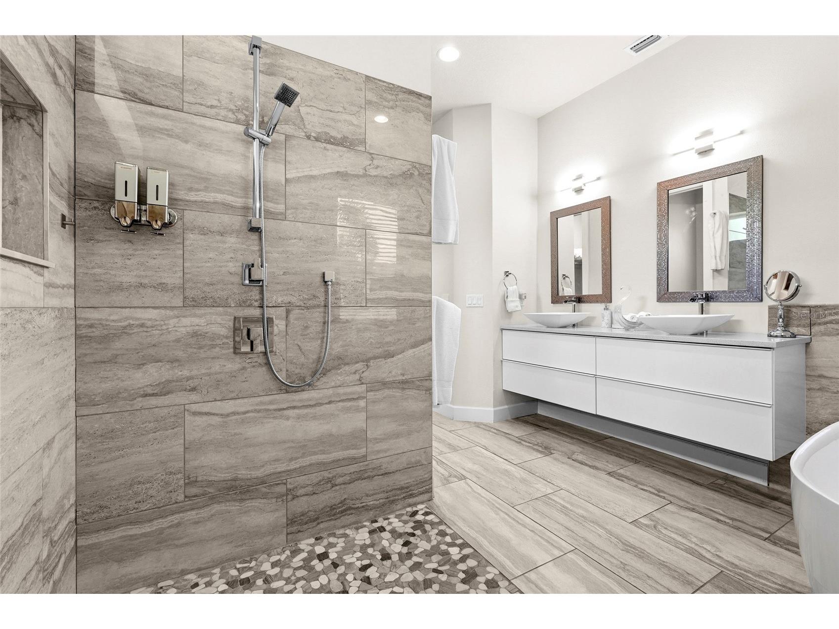 1775 7th Street Sarasota FL 34236 A4692920 image33