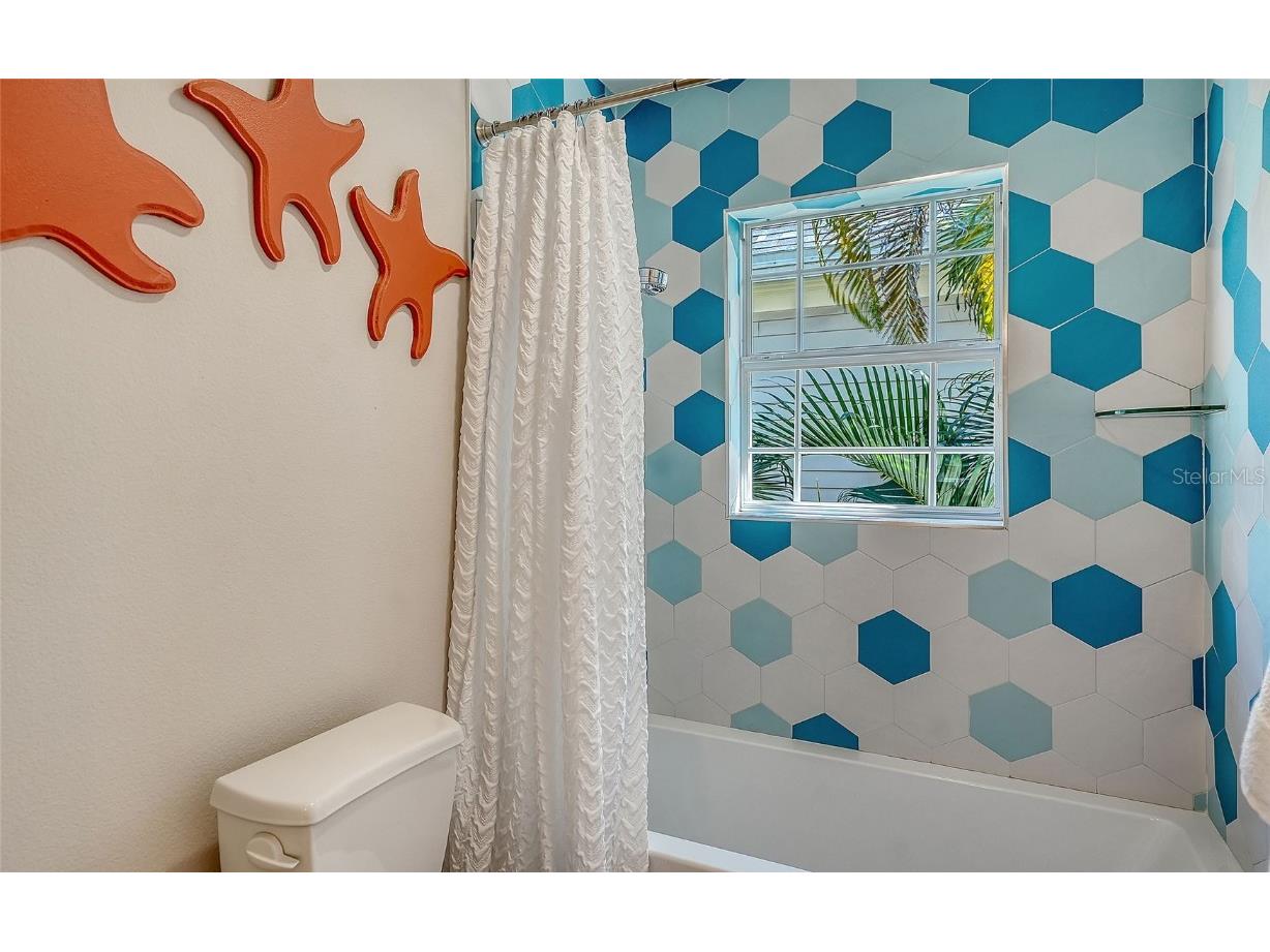 1775 Stapleton Street Sarasota FL 34239 A4670359 image28