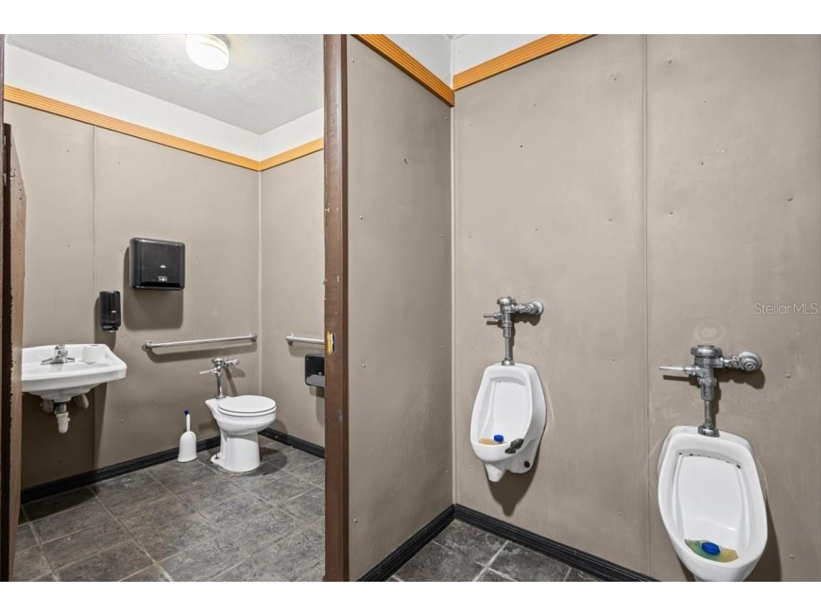 17751 NW Us Highway 19 Trenton FL 32693 W7880506 image24