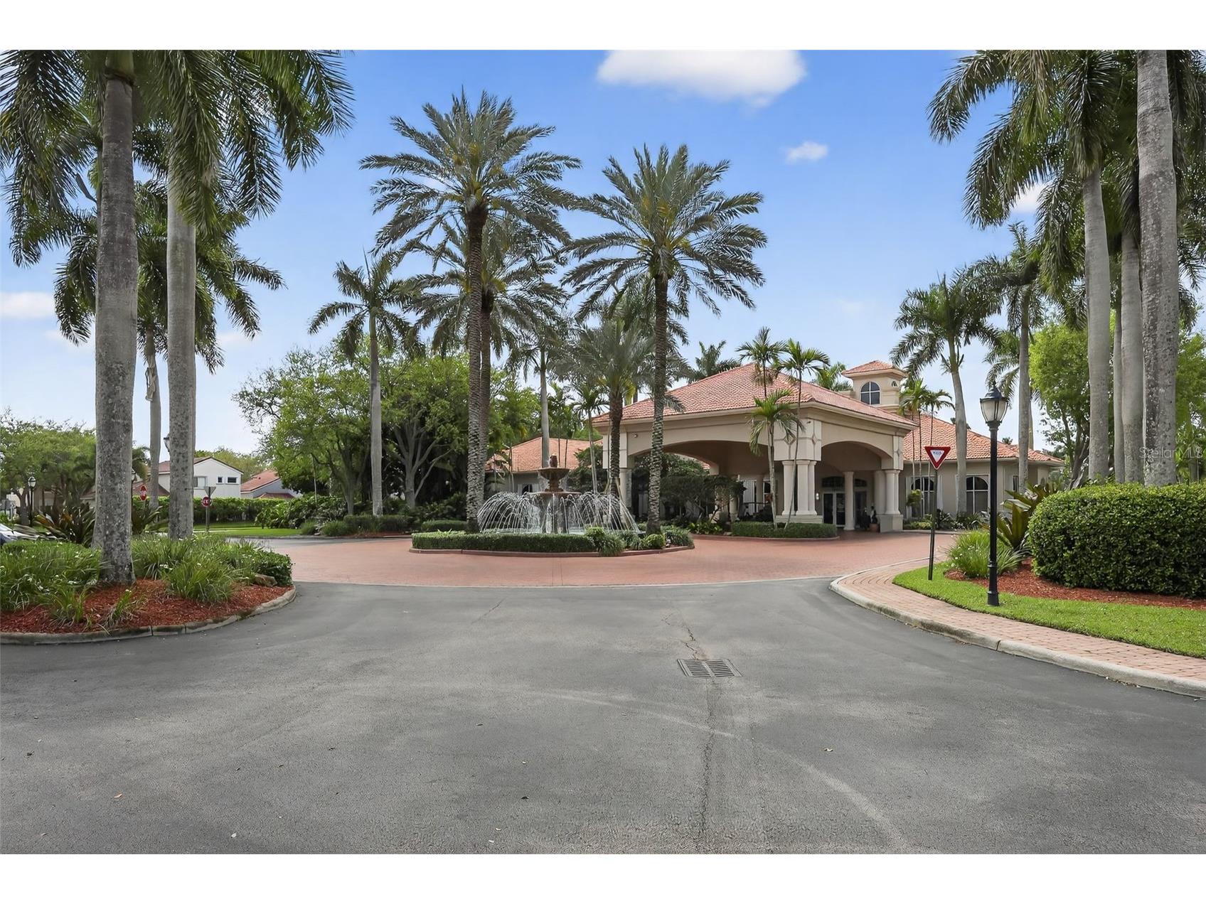 1776 NW 78th Avenue Hollywood FL 33024 O6392161 image1