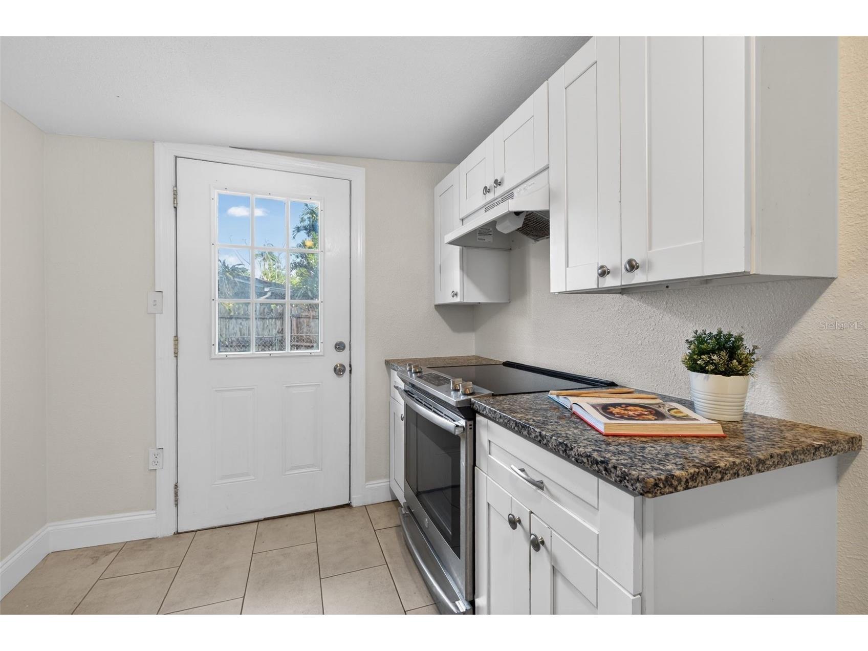1777 28th Avenue N Saint Petersburg FL 33713 TB8488912 image9