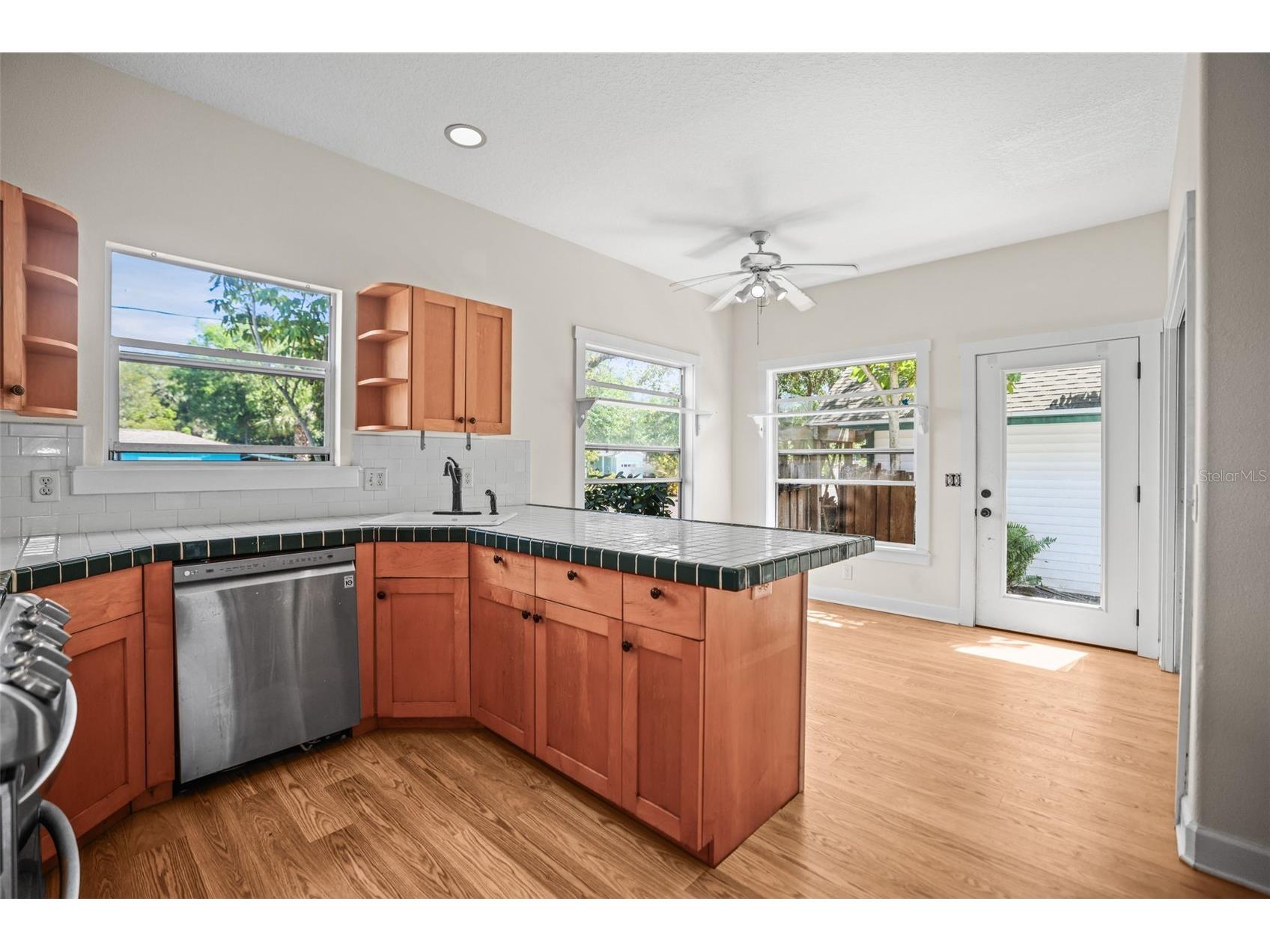 1777 Bayshore Boulevard Dunedin FL 34698 TB8491727 image13