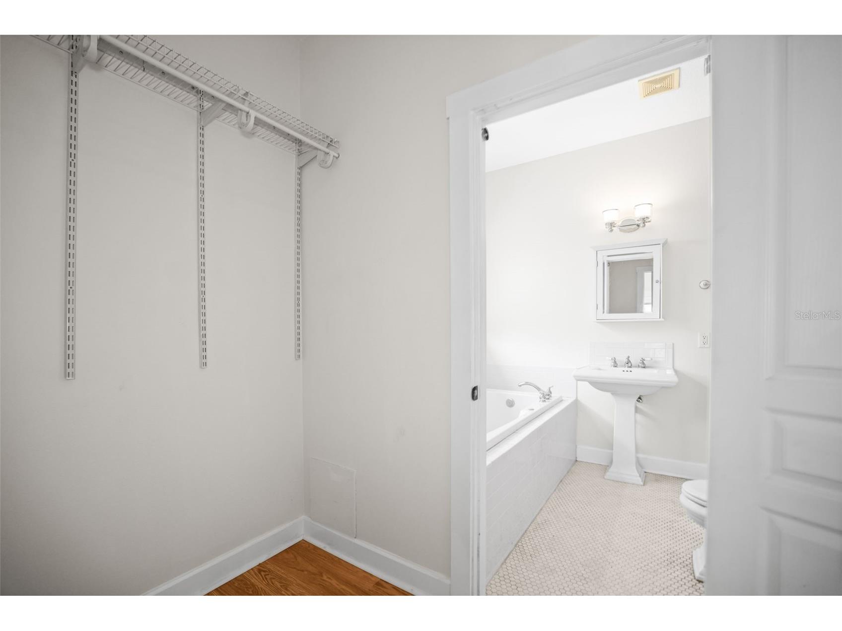 1777 Bayshore Boulevard Dunedin FL 34698 TB8491727 image20