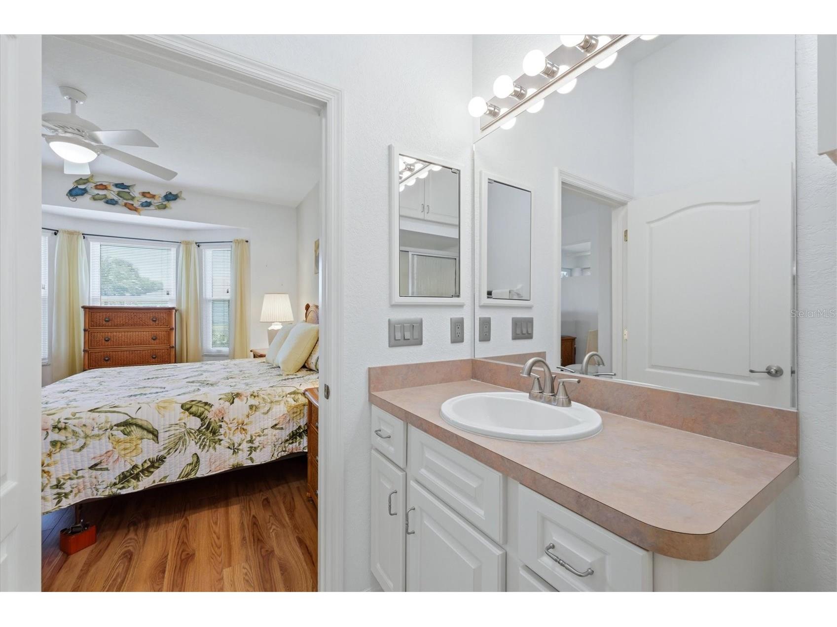 1777 Fountain View Circle Venice FL 34292 A4693689 image26
