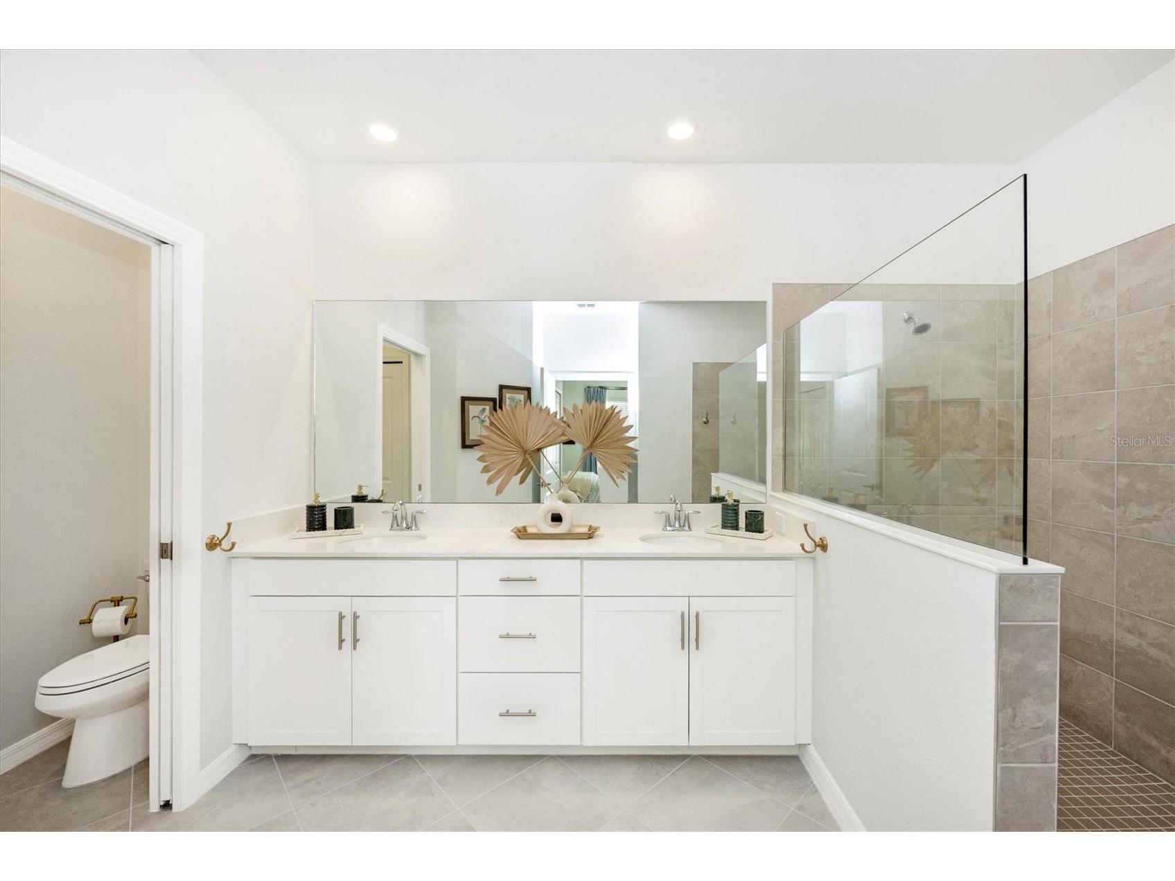 17770 Boracay Court #201 Venice FL 34293 N6142112 image29