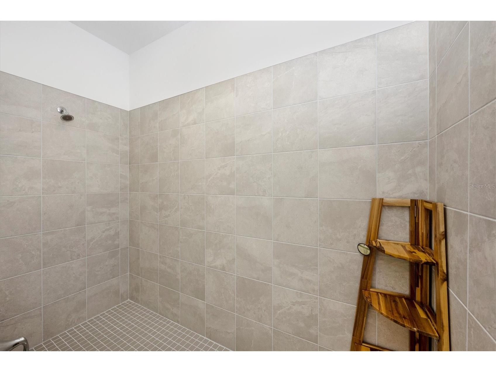 17770 Boracay Court #201 Venice FL 34293 N6142112 image31