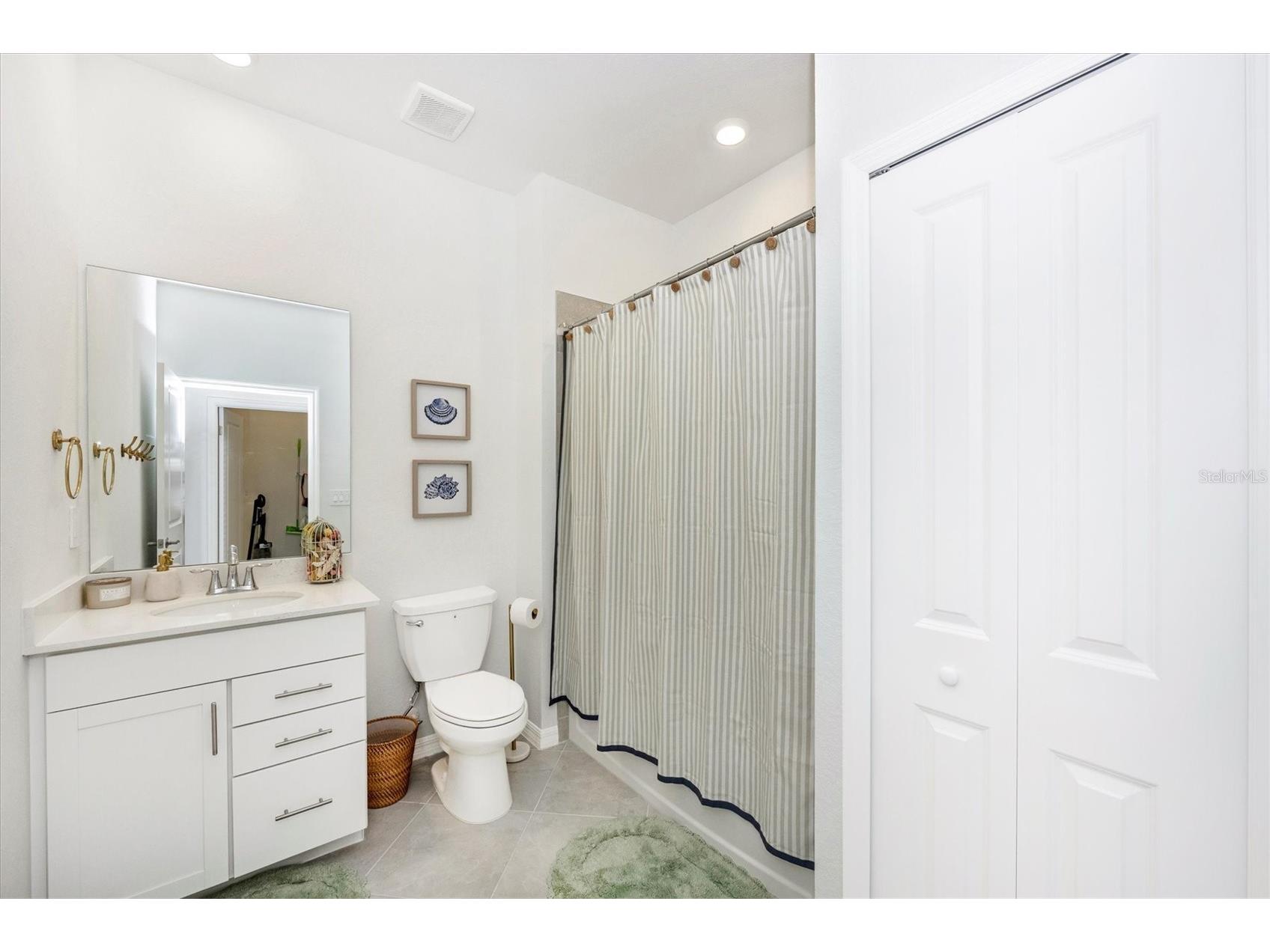 17770 Boracay Court #201 Venice FL 34293 N6142112 image38