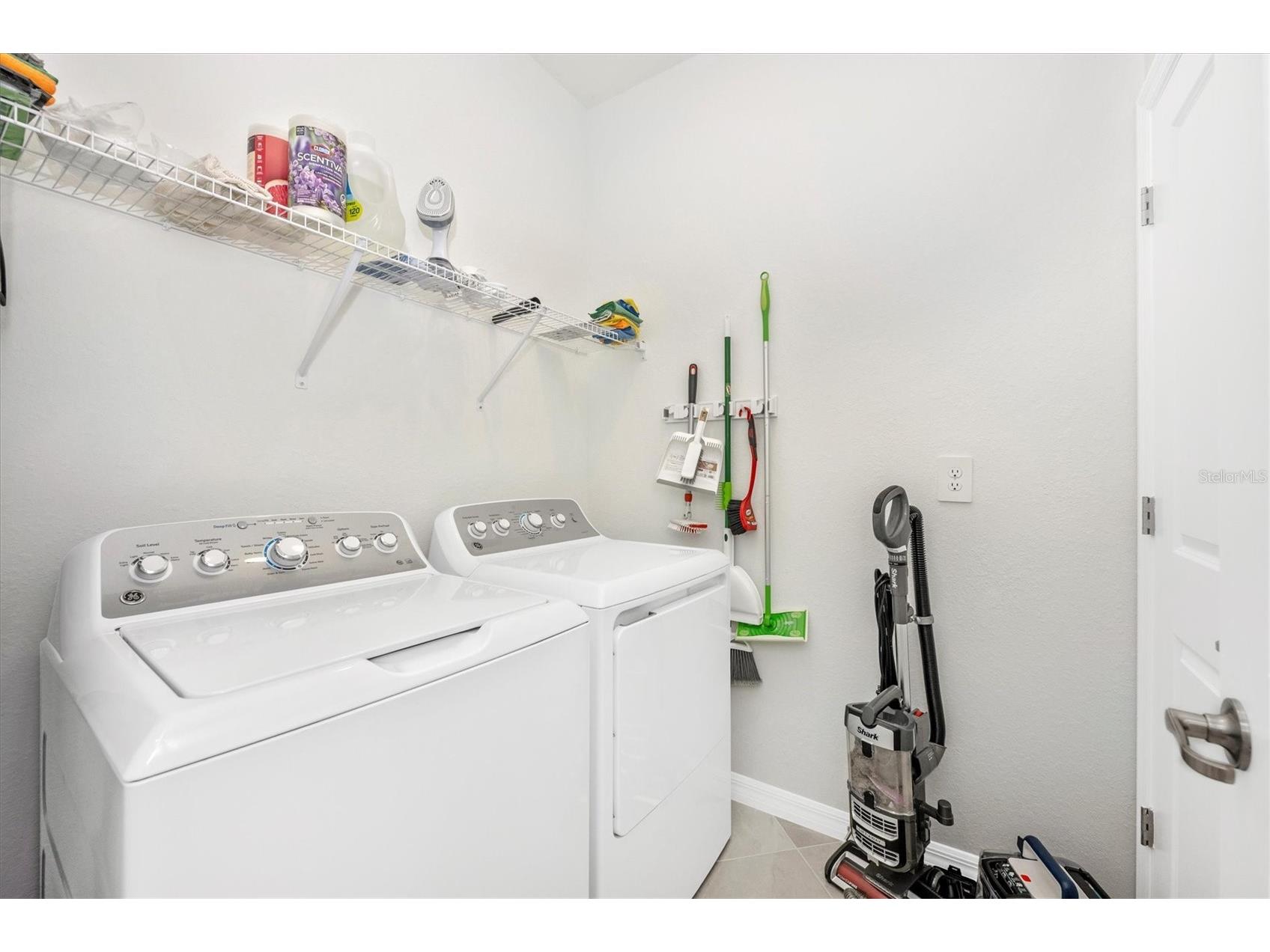 17770 Boracay Court #201 Venice FL 34293 N6142112 image39