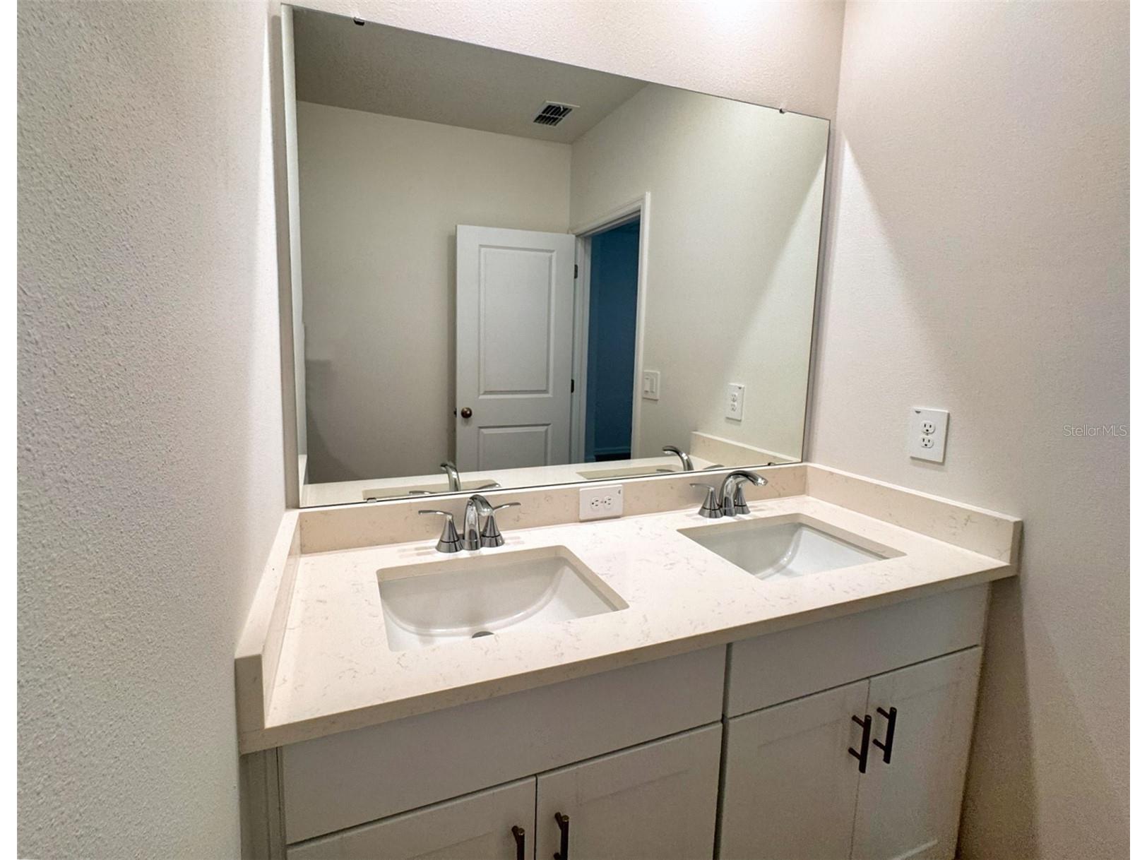 1778 Brekey Way Zephyrhills FL 33541 O6422306 image13