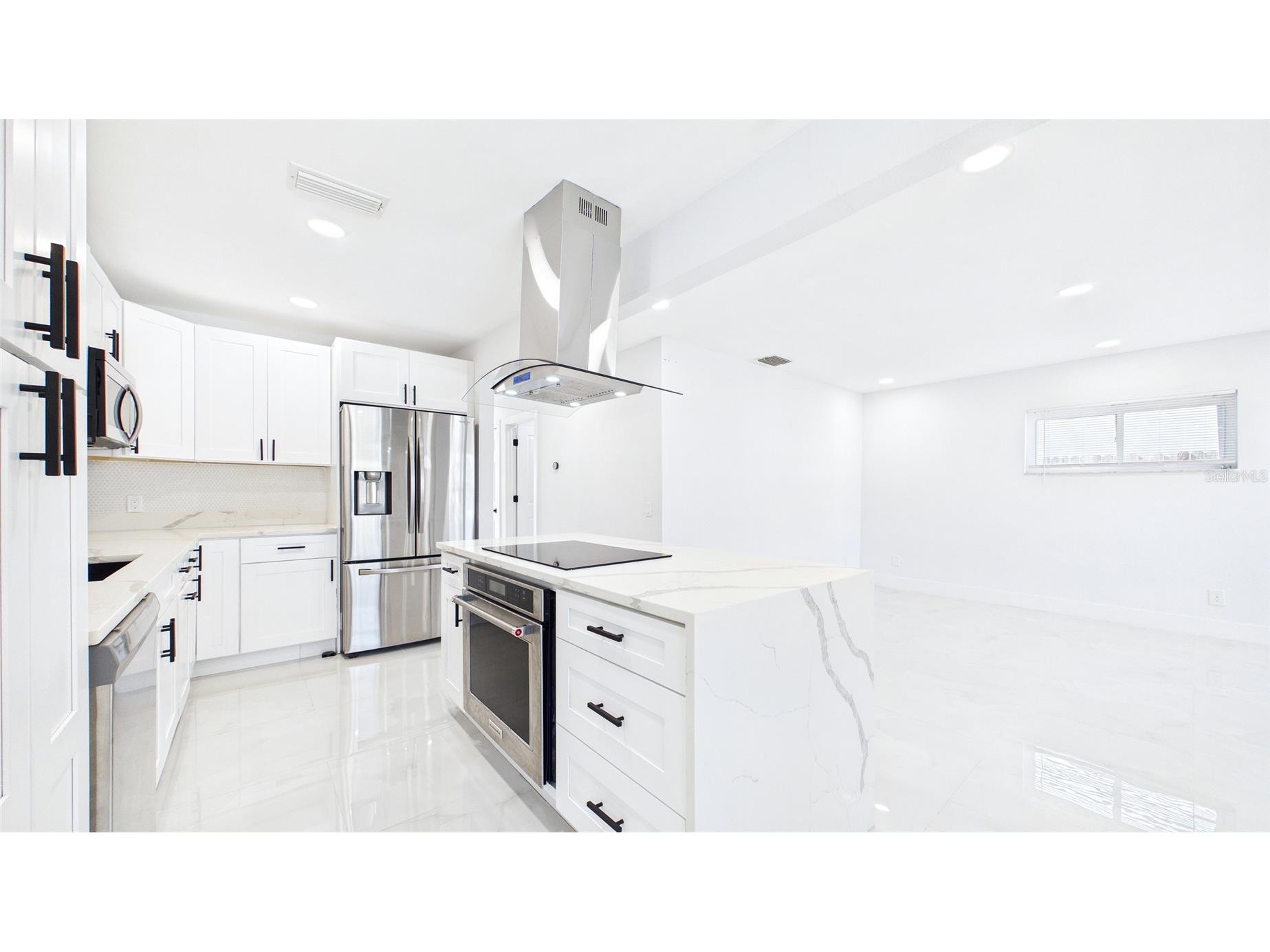 1778 New Hampshire Avenue NE Saint Petersburg FL 33703 TB8486606 image15