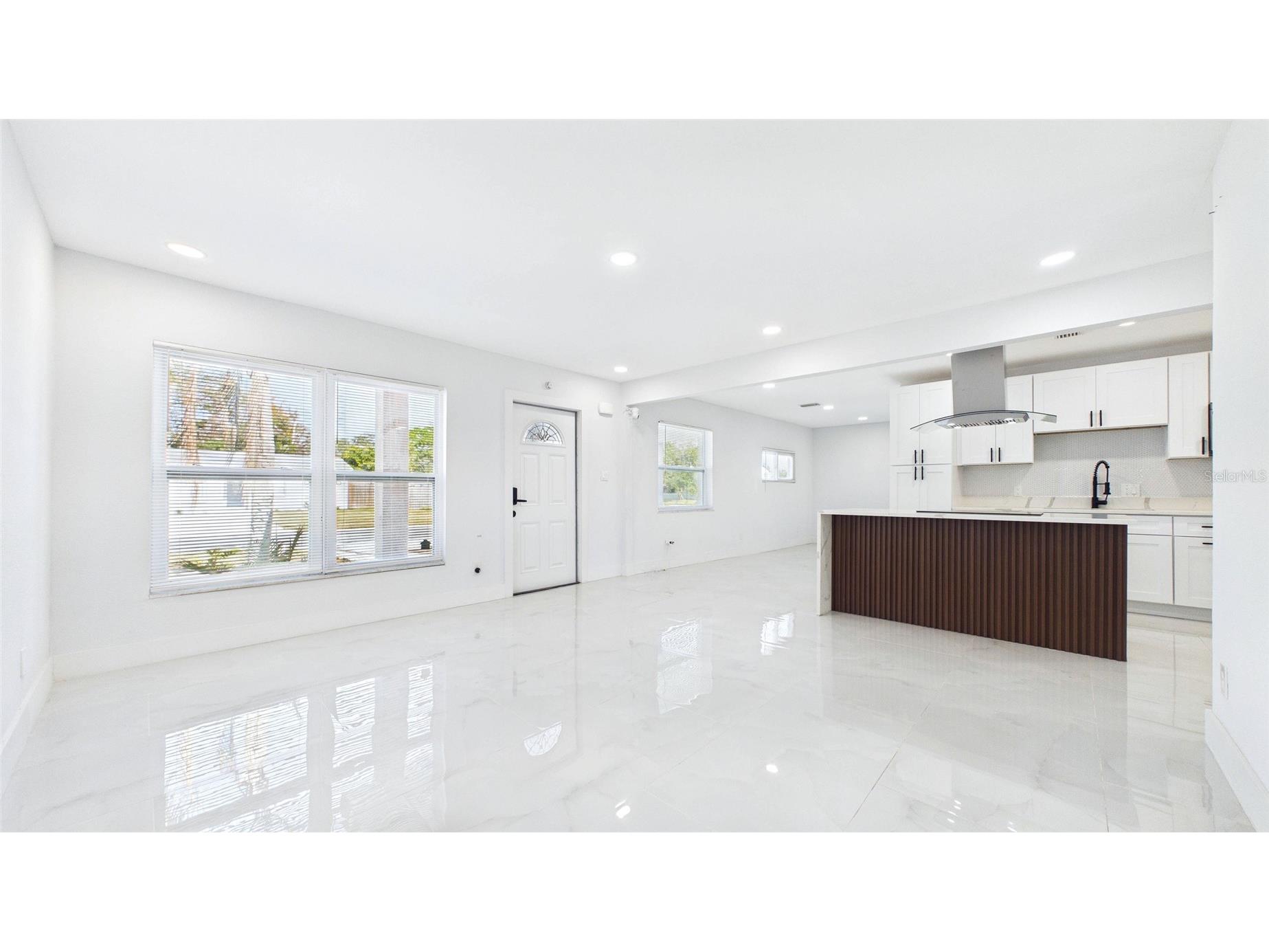 1778 New Hampshire Avenue NE Saint Petersburg FL 33703 TB8486606 image16