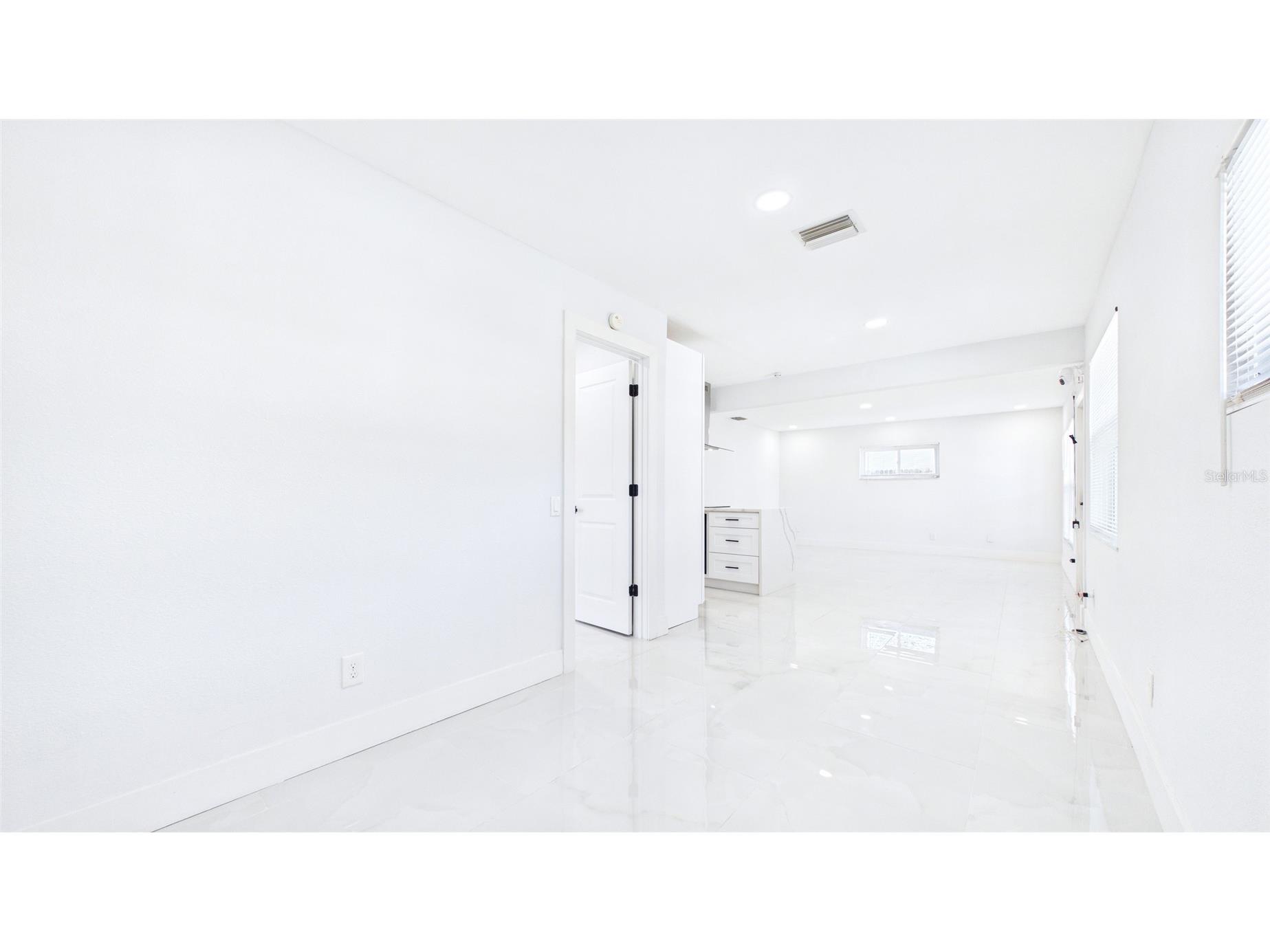 1778 New Hampshire Avenue NE Saint Petersburg FL 33703 TB8486606 image22