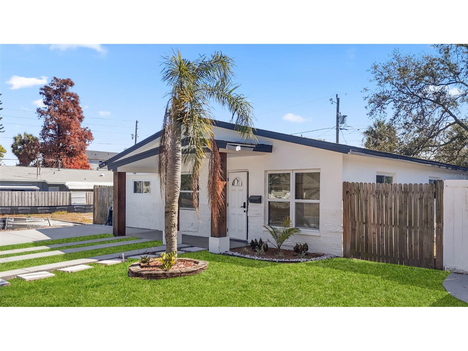 1778 New Hampshire Avenue NE Saint Petersburg FL 33703 TB8486606 image3
