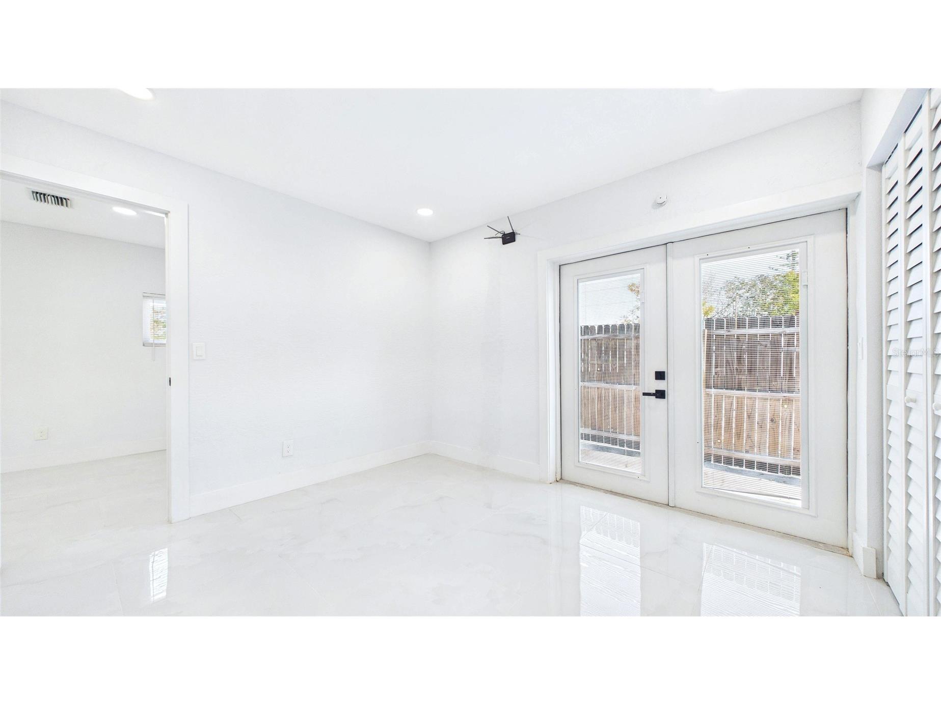 1778 New Hampshire Avenue NE Saint Petersburg FL 33703 TB8486606 image41