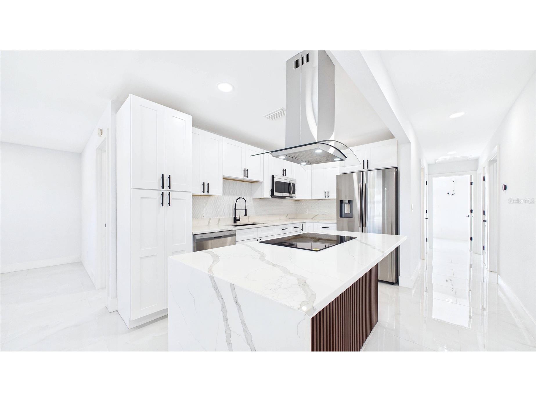 1778 New Hampshire Avenue NE Saint Petersburg FL 33703 TB8486606 image6