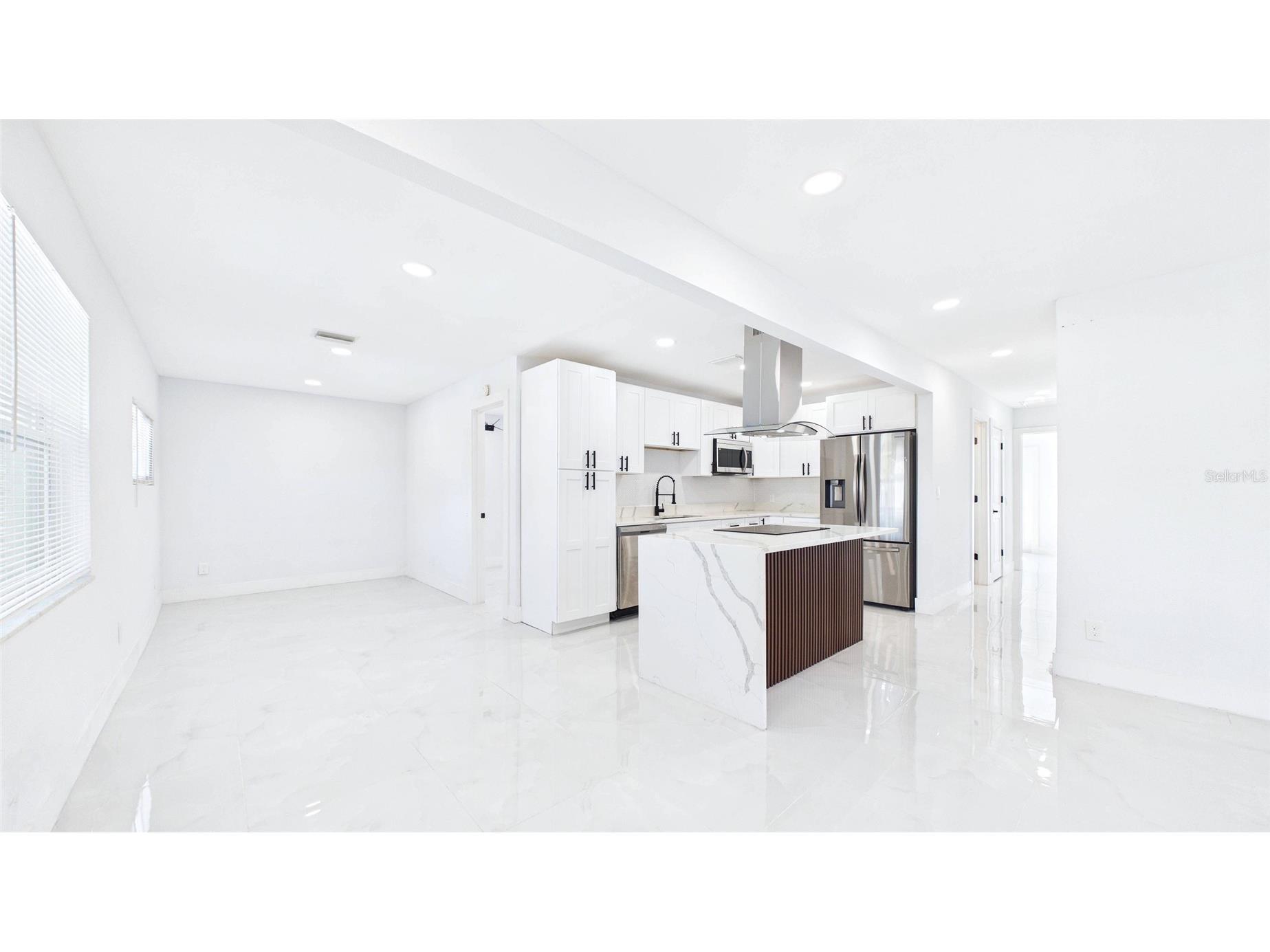 1778 New Hampshire Avenue NE Saint Petersburg FL 33703 TB8486606 image7