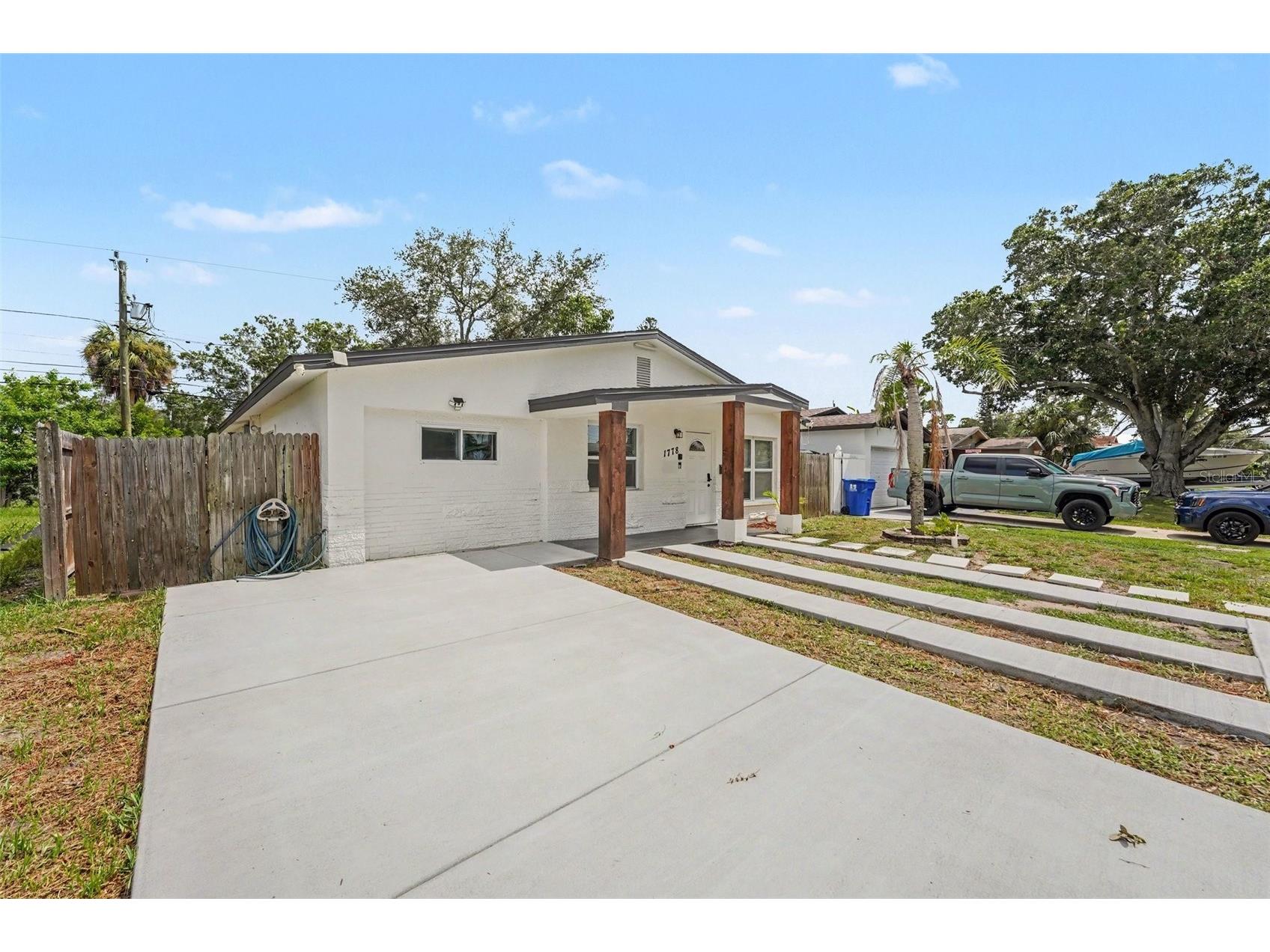 1778 New Hampshire Avenue NE Saint Petersburg FL 33703 TB8529429 image2