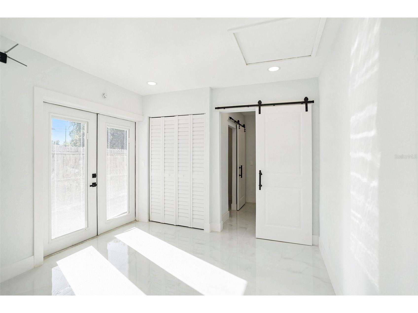 1778 New Hampshire Avenue NE Saint Petersburg FL 33703 TB8529429 image20