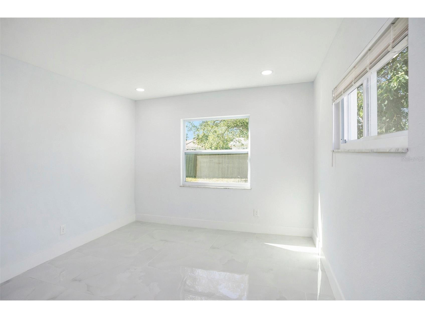 1778 New Hampshire Avenue NE Saint Petersburg FL 33703 TB8529429 image28
