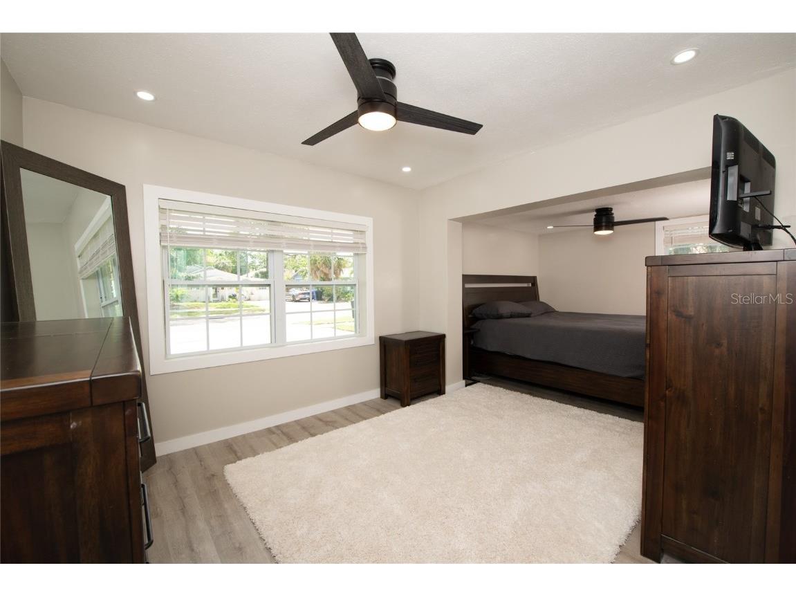 1779 Shore Acres Boulevard NE Saint Petersburg FL 33703 TB8323100 image17