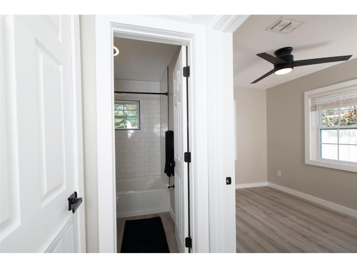 1779 Shore Acres Boulevard NE Saint Petersburg FL 33703 TB8323100 image25