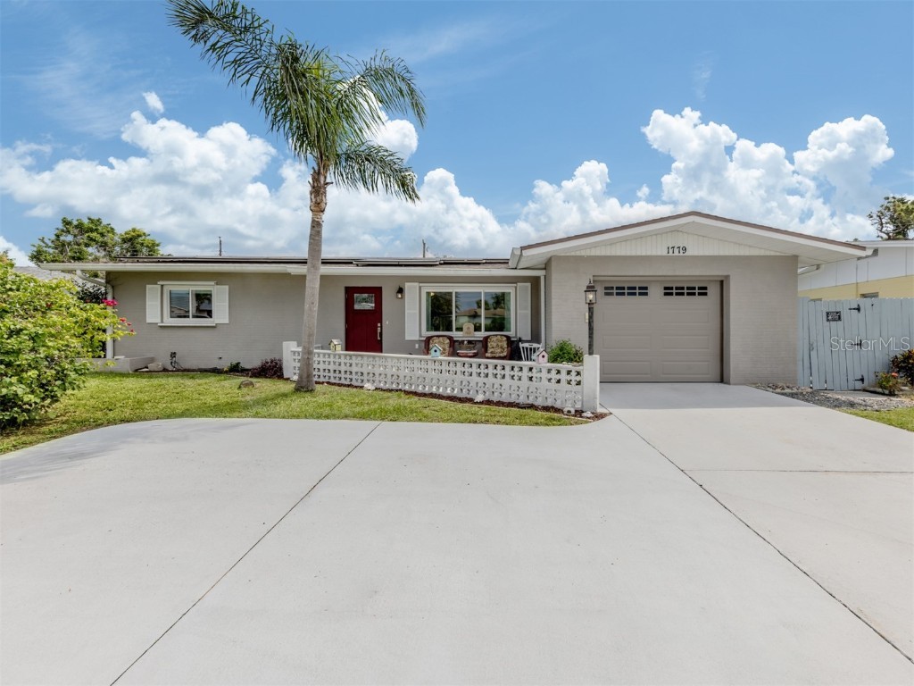 1779 Valencia Drive Venice FL 34293 N6139779 image1