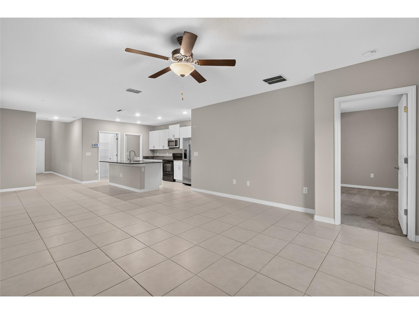 1779 Yellow Trail Lakeland FL 33801 P4939233 image24