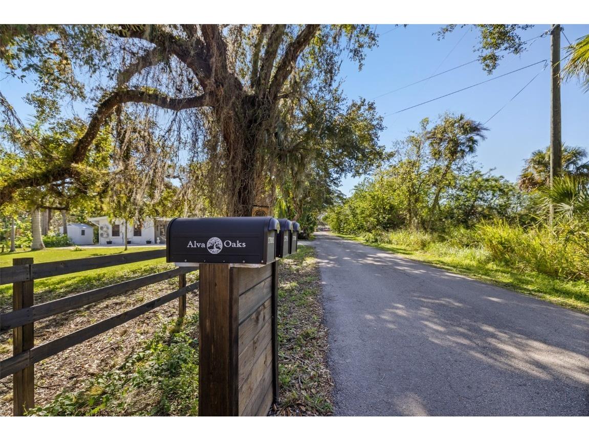 17790 Caloosa Road Alva FL 33920 C7515293 image7