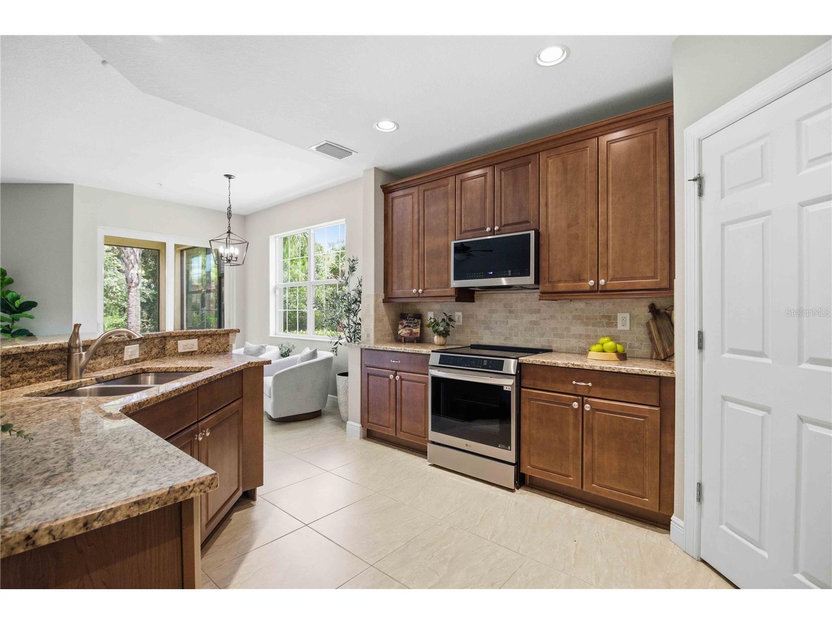 178 Bella Vista Terrace #22B Nokomis FL 34275 A4696496 image8